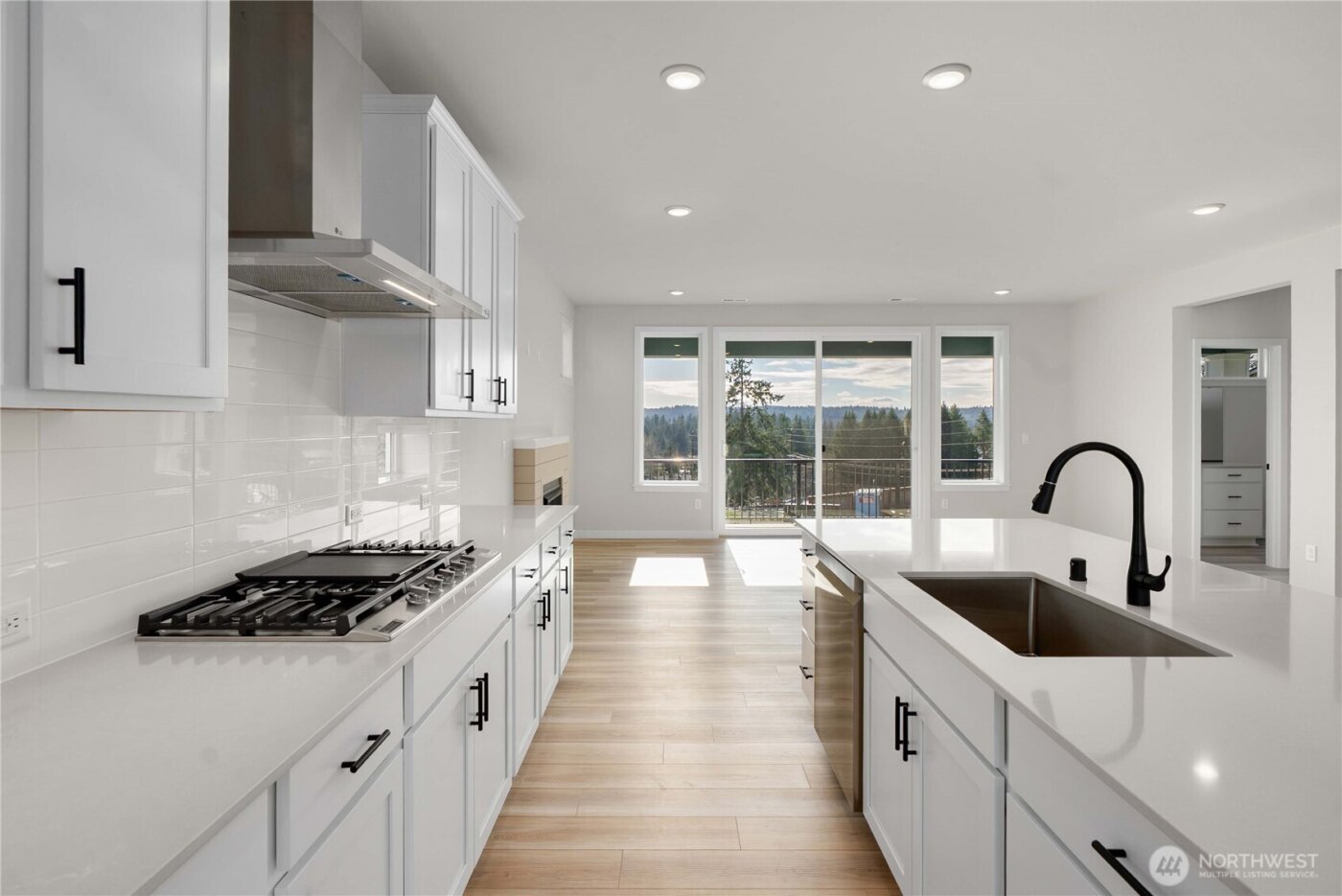 17530 NE Midnight Sun Loop , Poulsbo, WA 98370