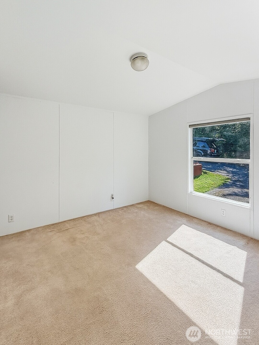 4000 Flynn Street #107, Bellingham, WA 98229-4525