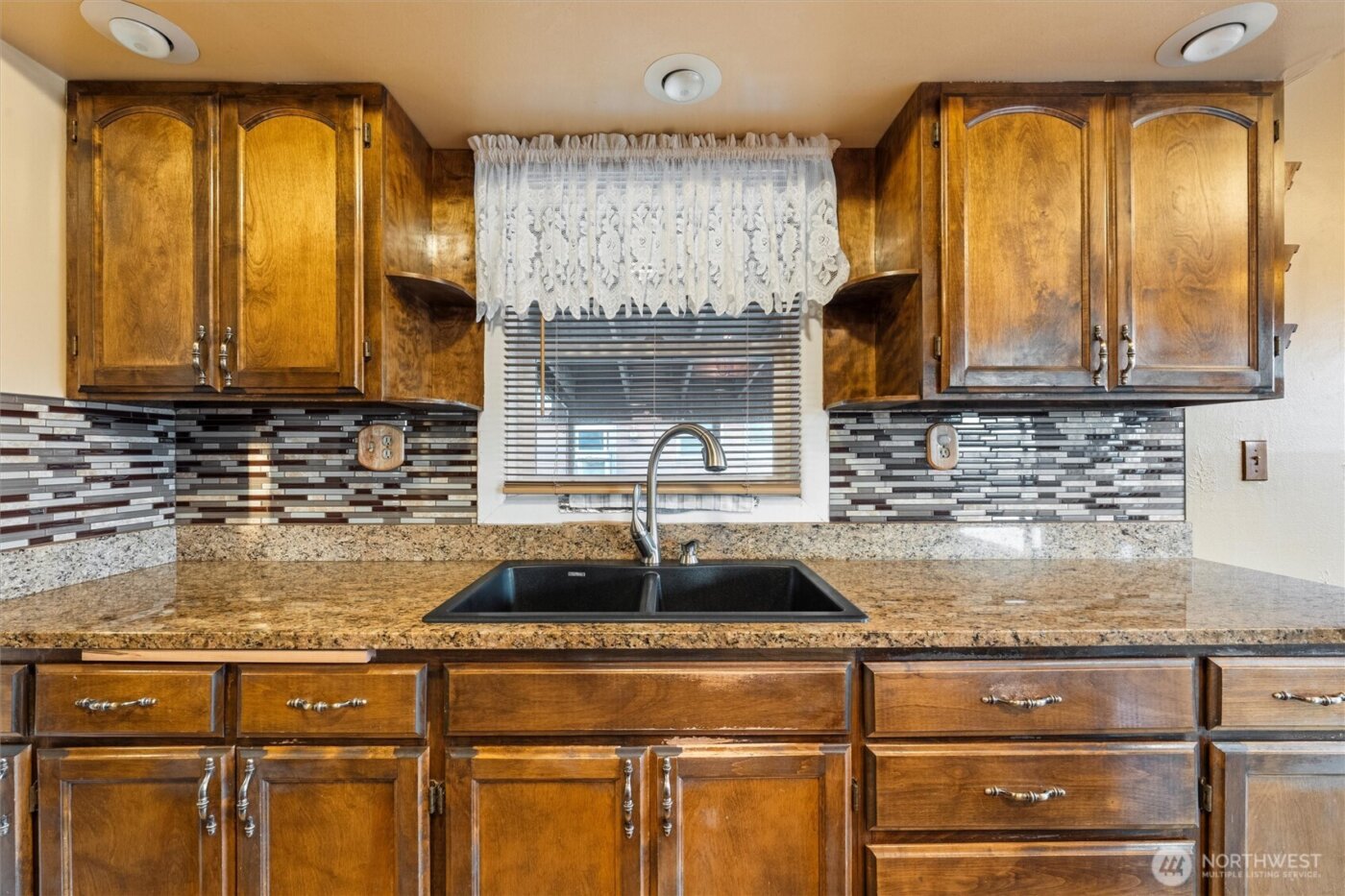 2208 W Spruce , Moses Lake, WA 98837