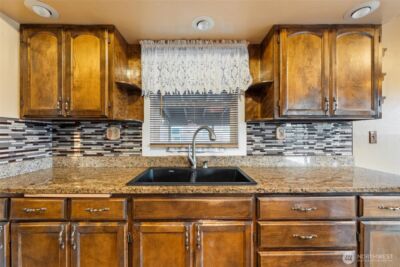 2208 W Spruce , Moses Lake, WA 98837 - Photo 13