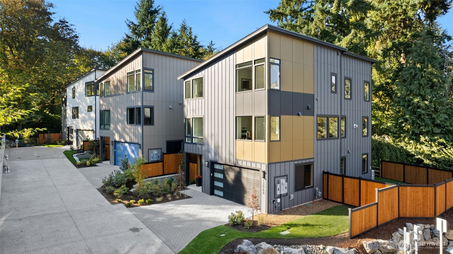 13032 SE 19th Court , Bellevue, WA 98005