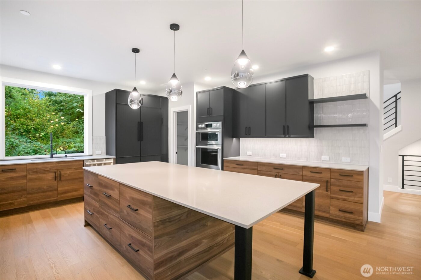 13032 SE 19th Court , Bellevue, WA 98005