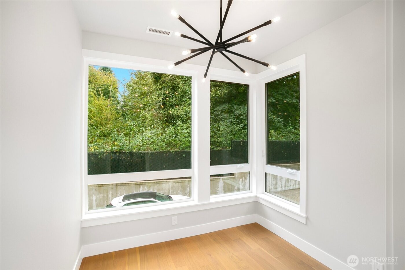 13032 SE 19th Court , Bellevue, WA 98005