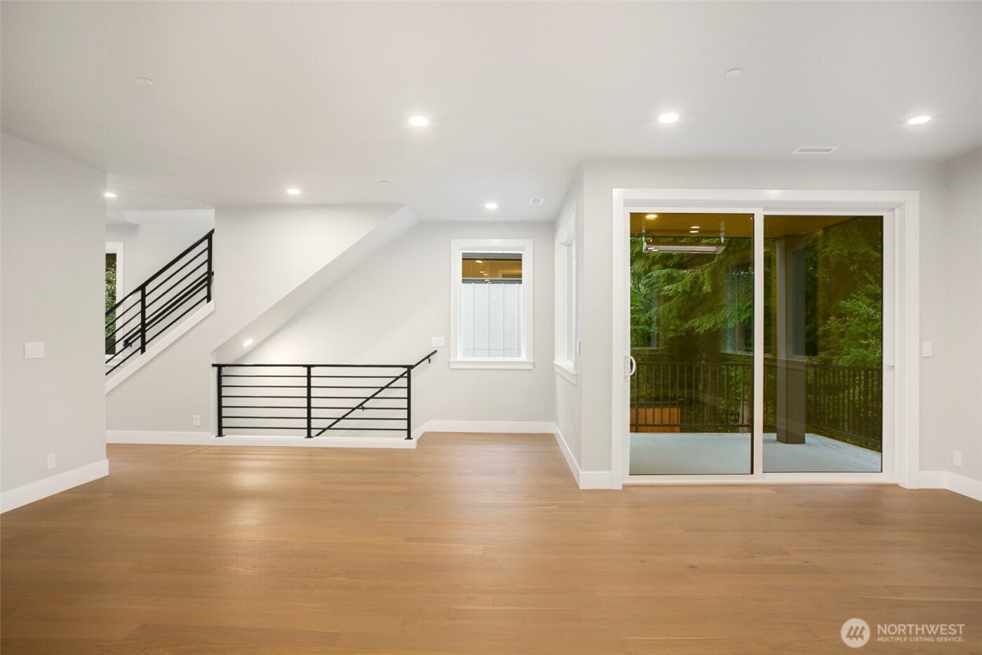 13032 SE 19th Court , Bellevue, WA 98005