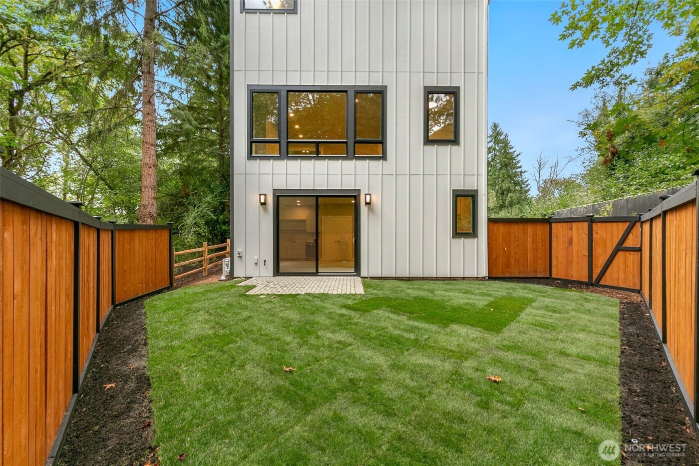 13016 SE 19th Court , Bellevue, WA 98005