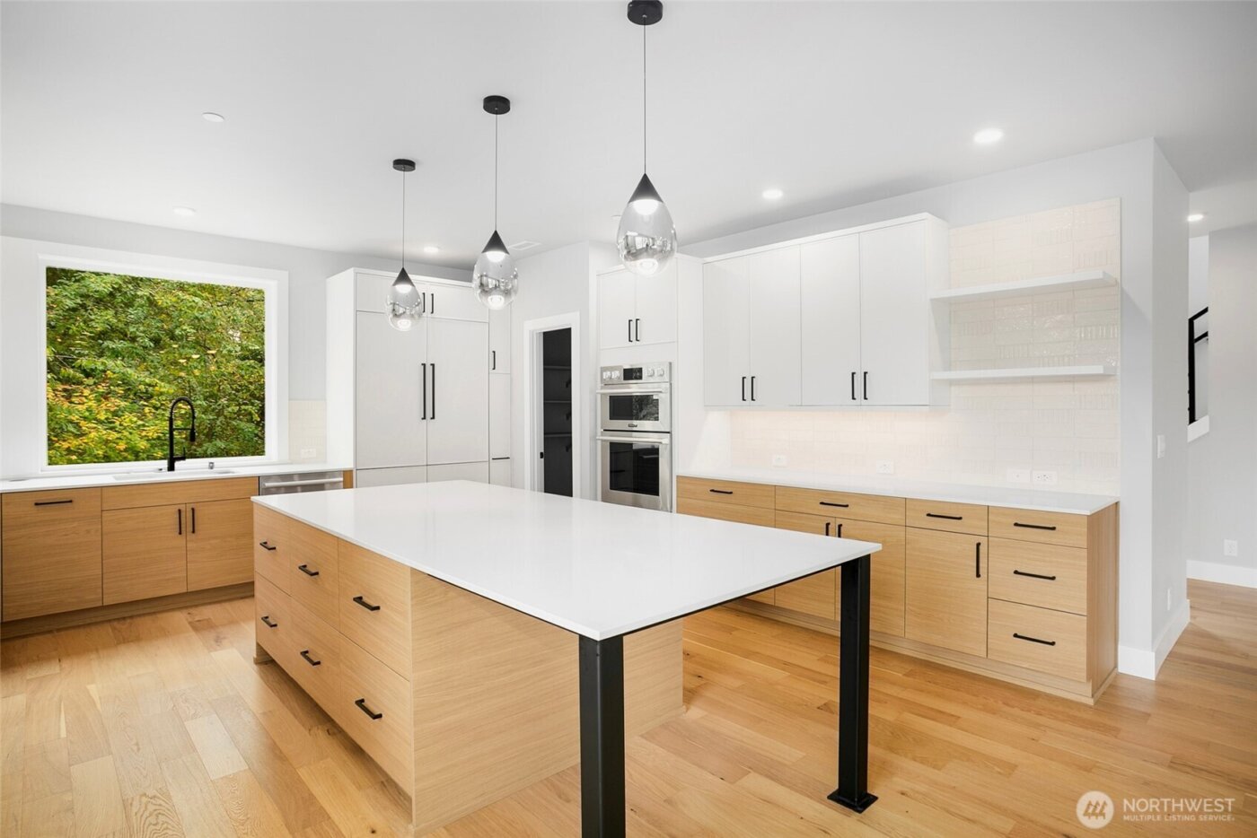 13105 SE 19th Court , Bellevue, WA 98005