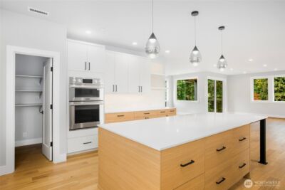 13105 SE 19th Court , Bellevue, WA 98005 - Photo 7