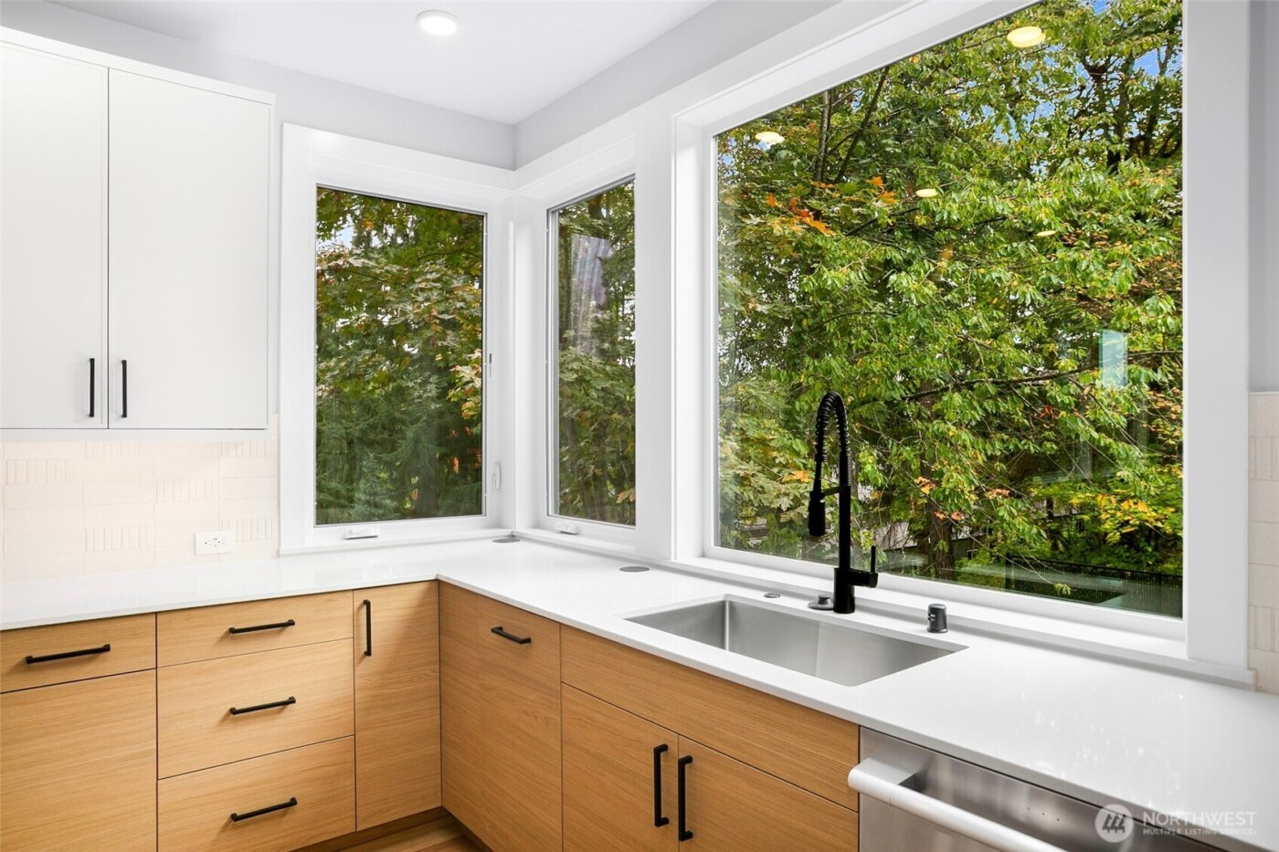 13105 SE 19th Court , Bellevue, WA 98005