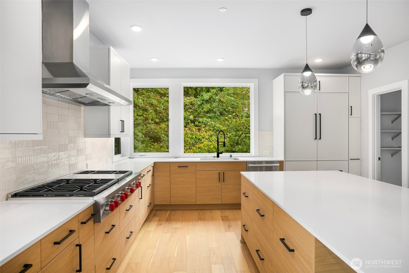 13105 SE 19th Court , Bellevue, WA 98005