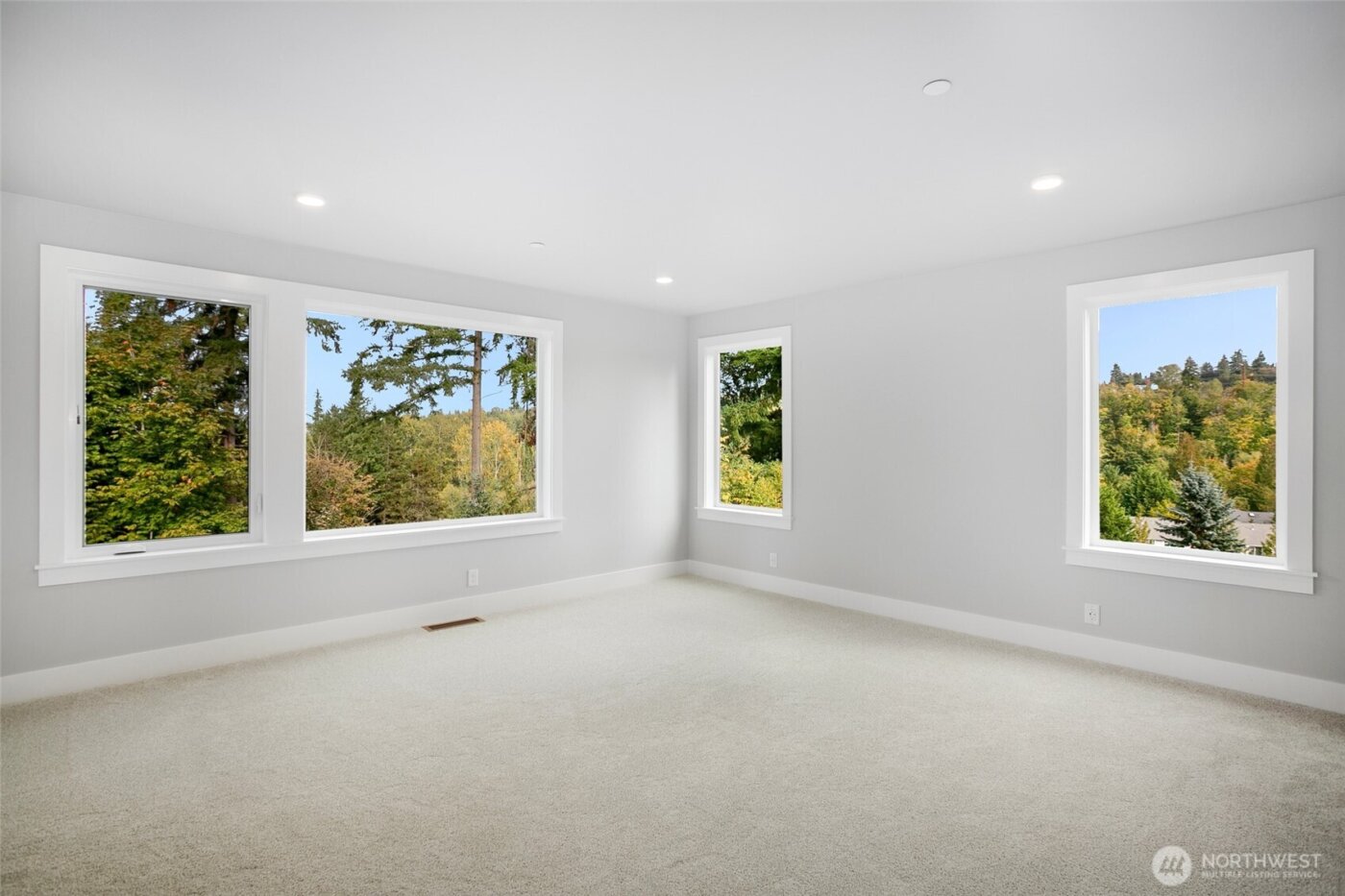 13105 SE 19th Court , Bellevue, WA 98005