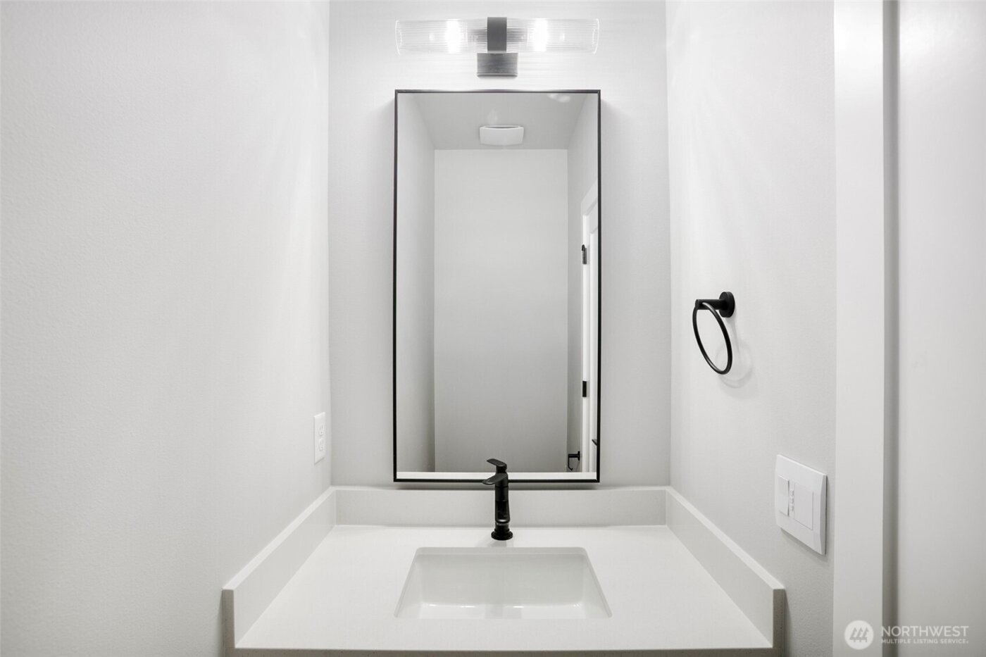 13105 SE 19th Court , Bellevue, WA 98005