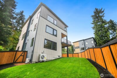 13105 SE 19th Court , Bellevue, WA 98005 - Photo 3