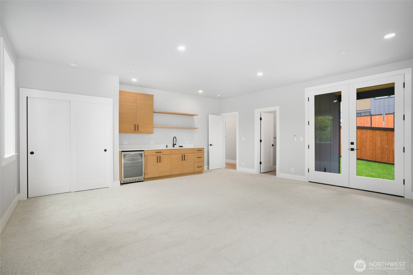 13105 SE 19th Court , Bellevue, WA 98005