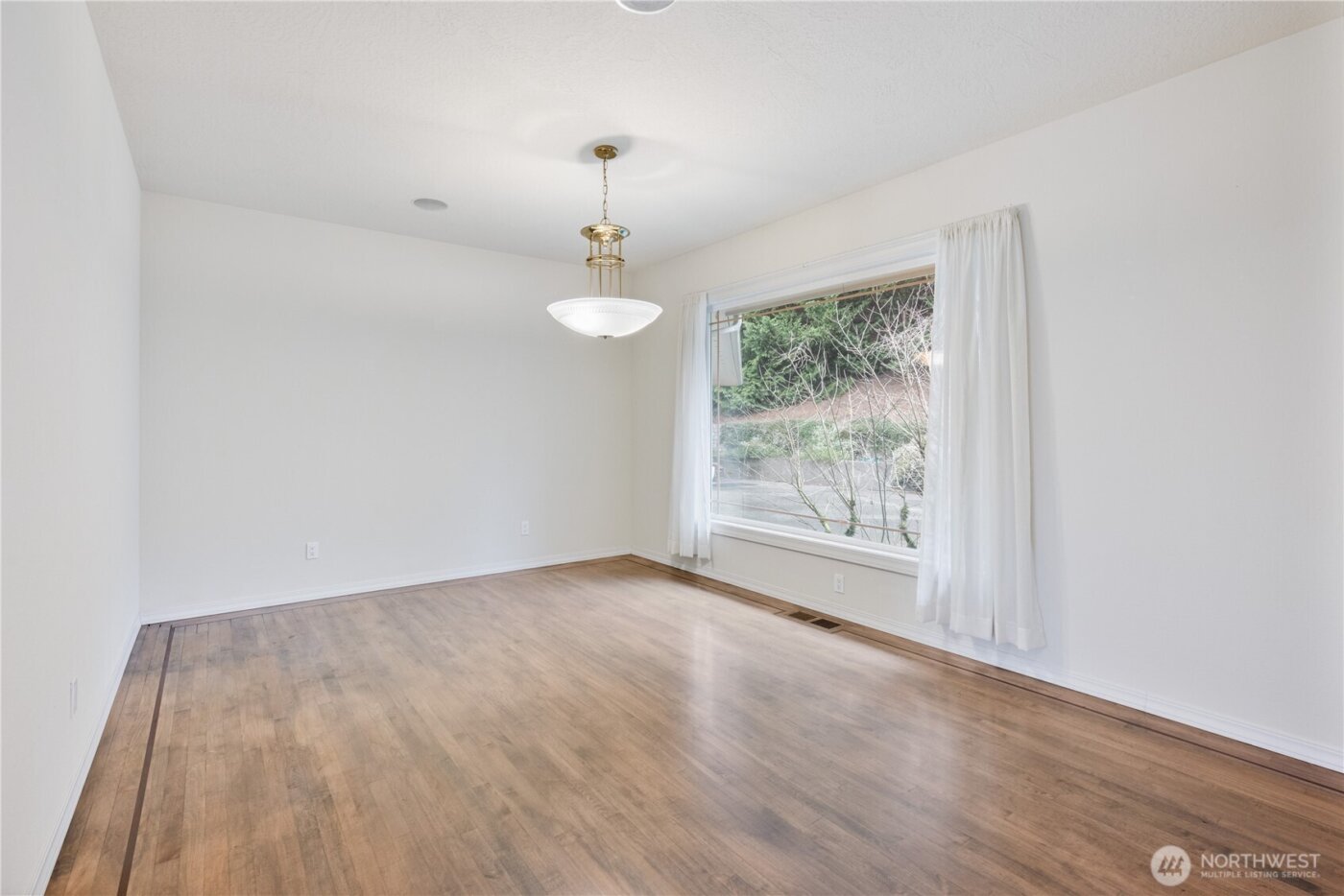 229 Sunset Drive , Longview, WA 98632