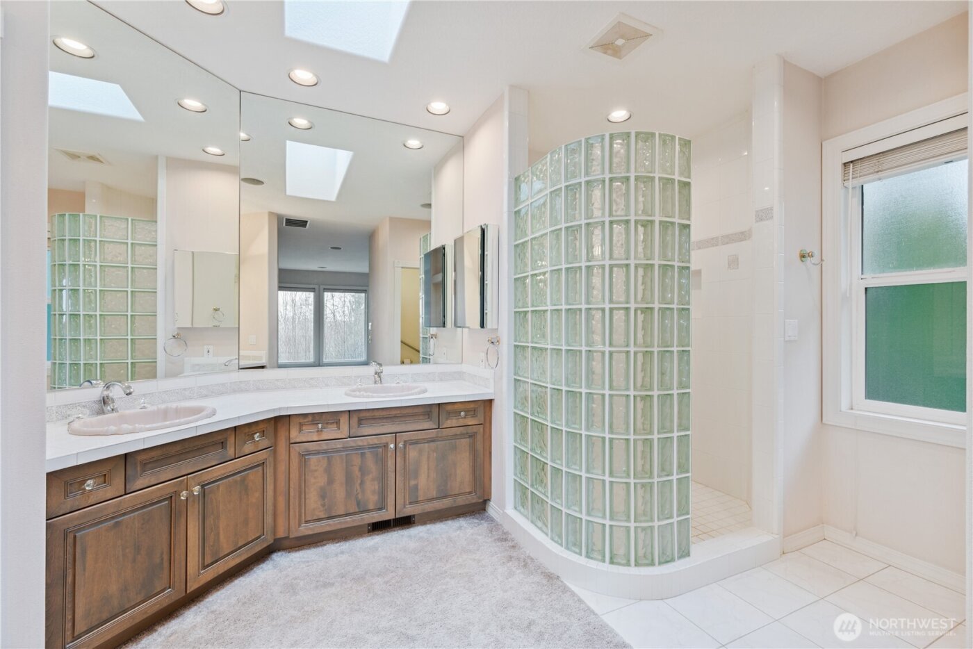 229 Sunset Drive , Longview, WA 98632