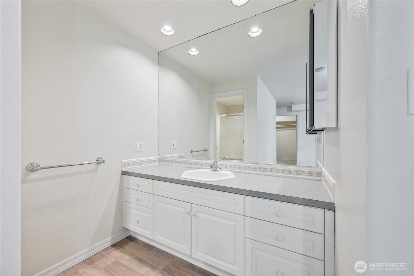 229 Sunset Drive , Longview, WA 98632