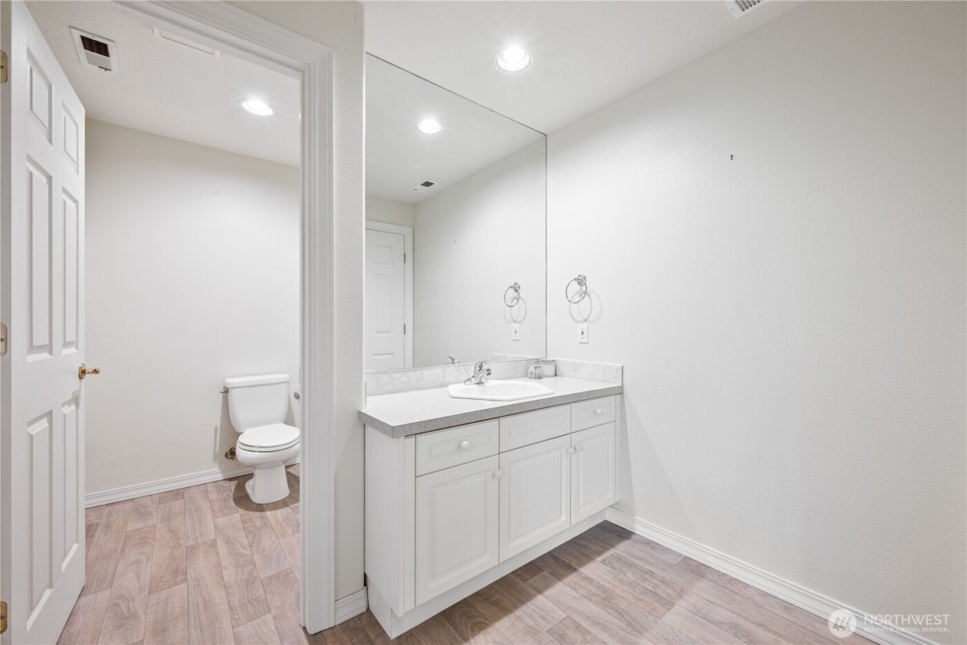 229 Sunset Drive , Longview, WA 98632