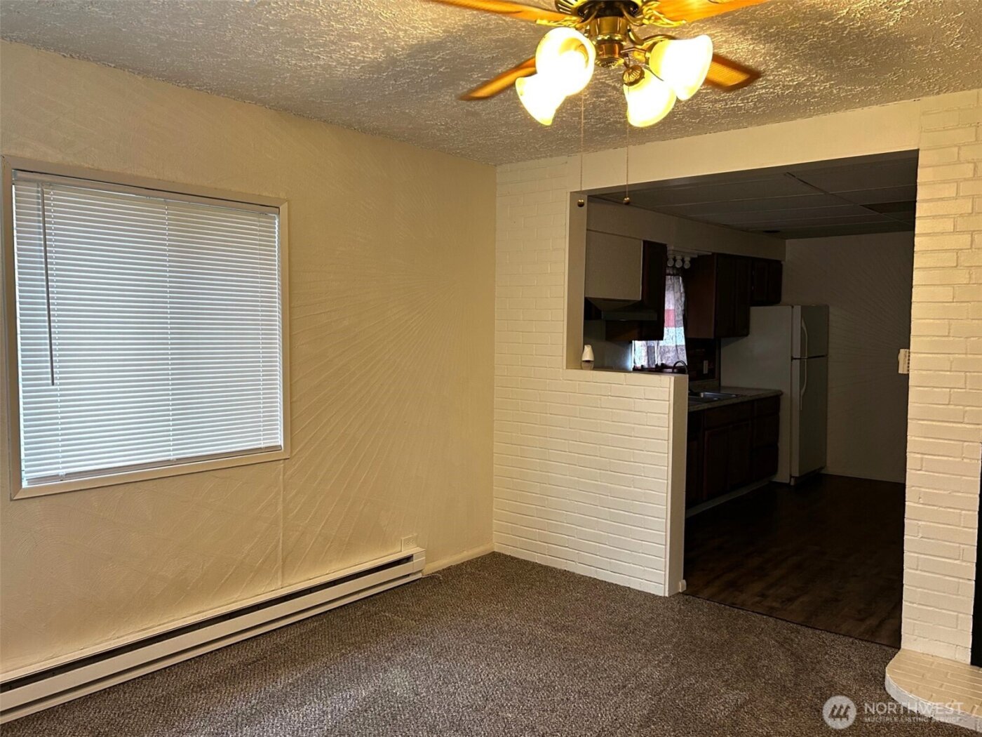 537 16th , Longview, WA 98632