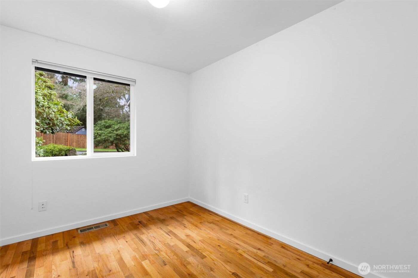 16007 SE 31st Street , Bellevue, WA 98008