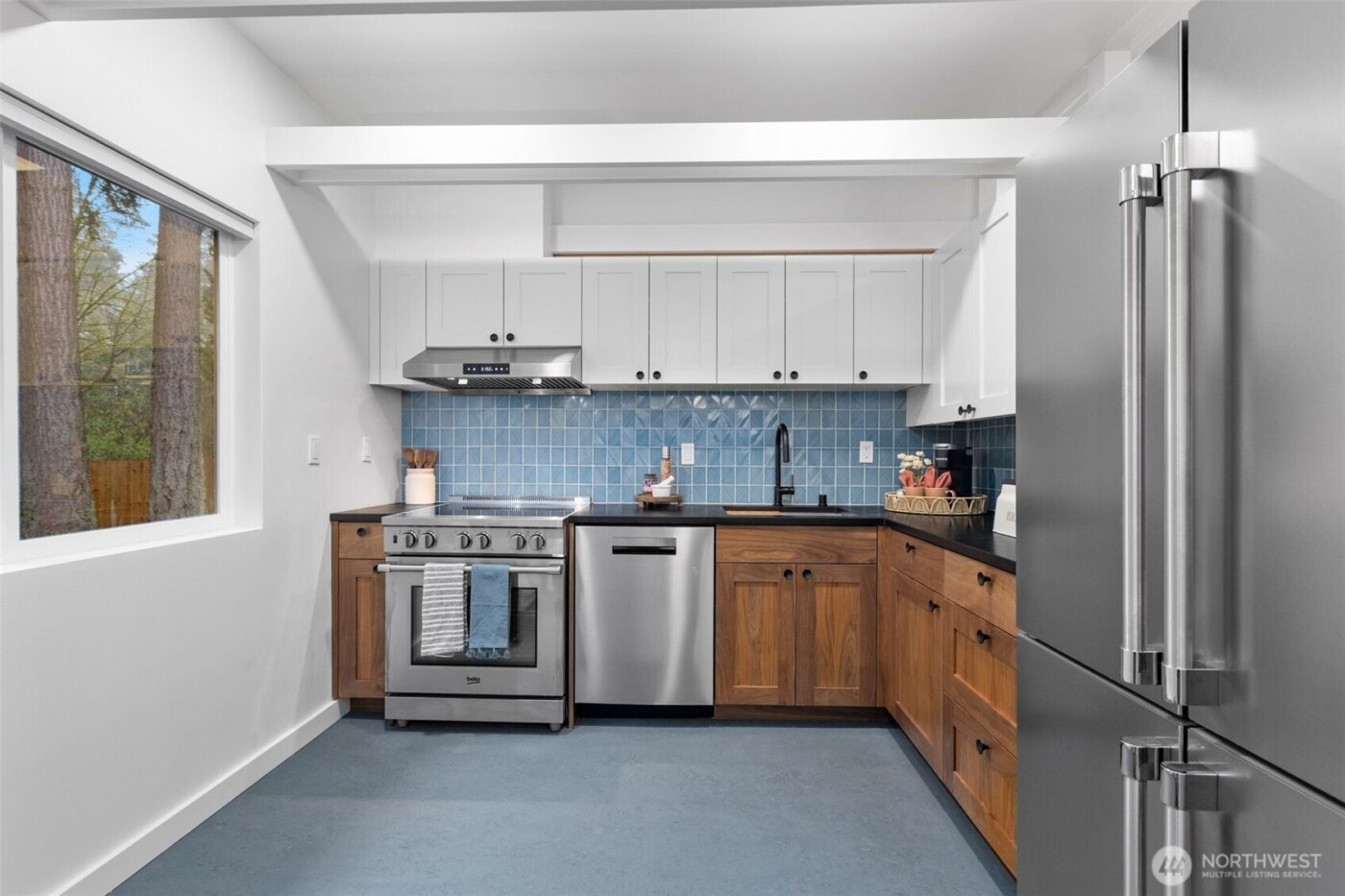 16007 SE 31st Street , Bellevue, WA 98008