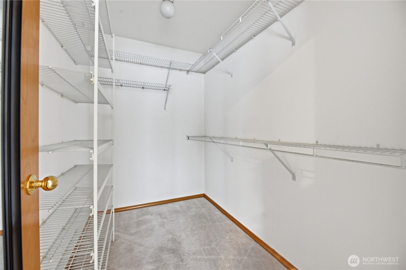 1924 5th Street SE, Puyallup, WA 98372