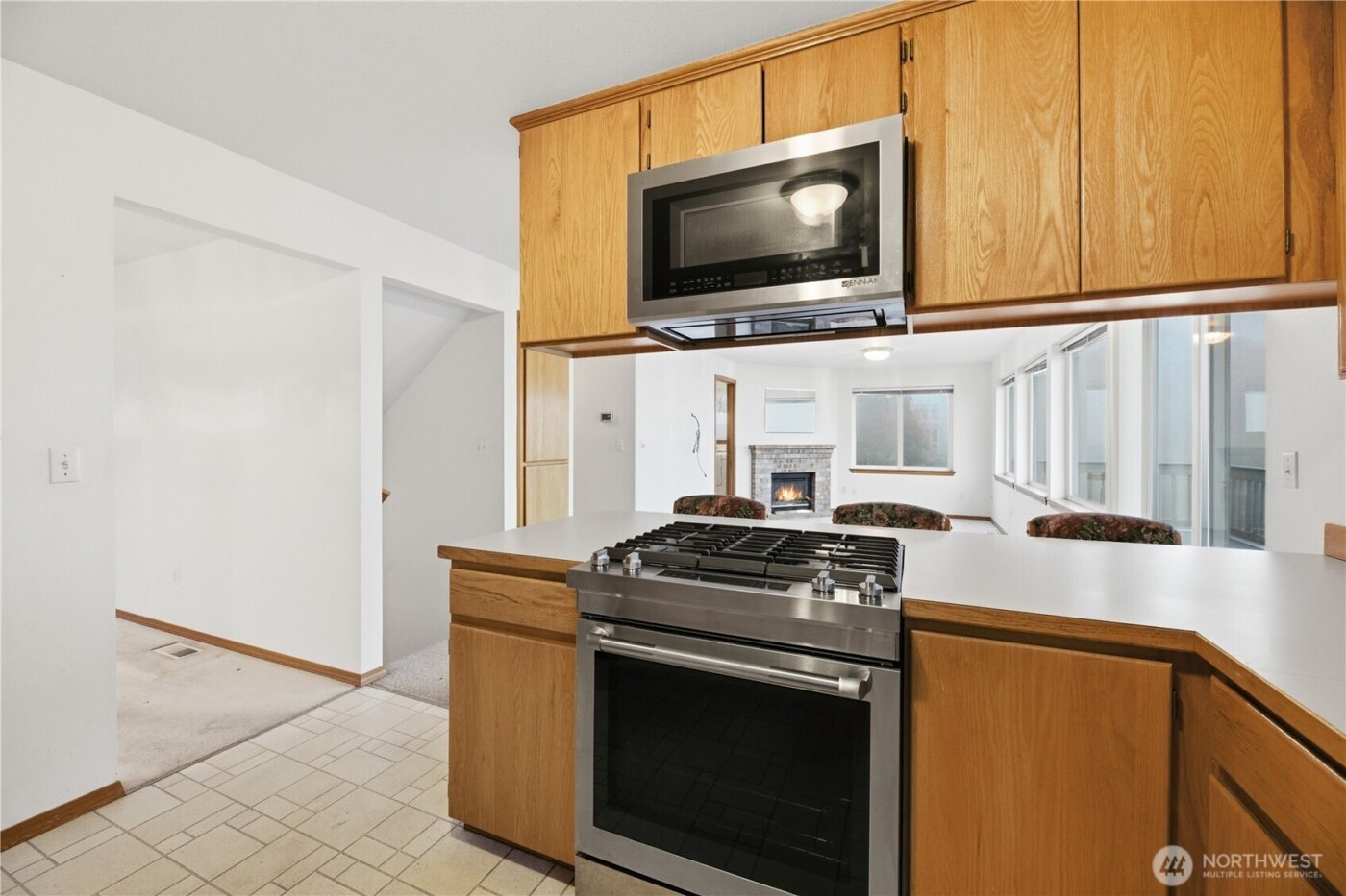 1924 5th Street SE, Puyallup, WA 98372