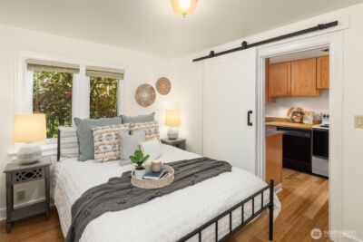 548 NE 102nd Street , Seattle, WA 98125-7418 - Photo 12