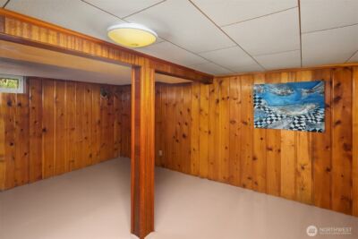 548 NE 102nd Street , Seattle, WA 98125-7418 - Photo 18