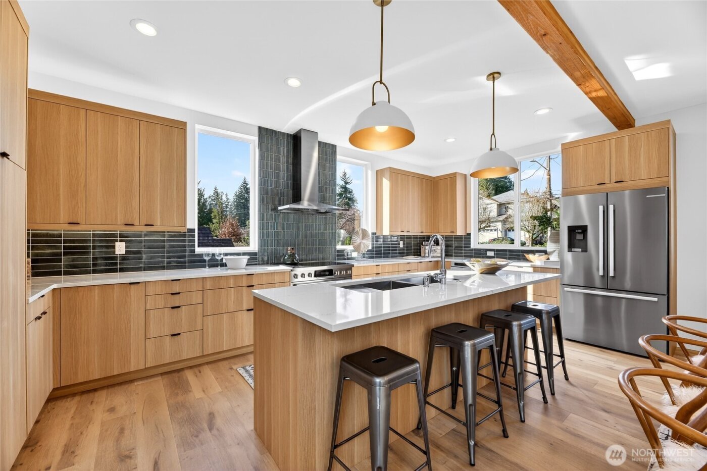 11738 23rd Avenue NE, Seattle, WA 98125