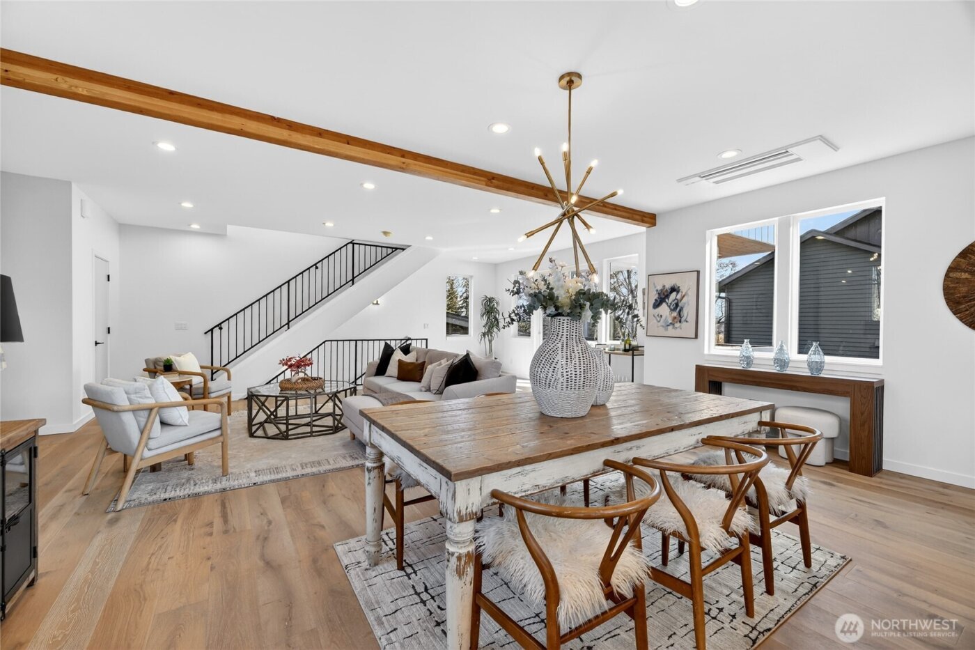 11738 23rd Avenue NE, Seattle, WA 98125