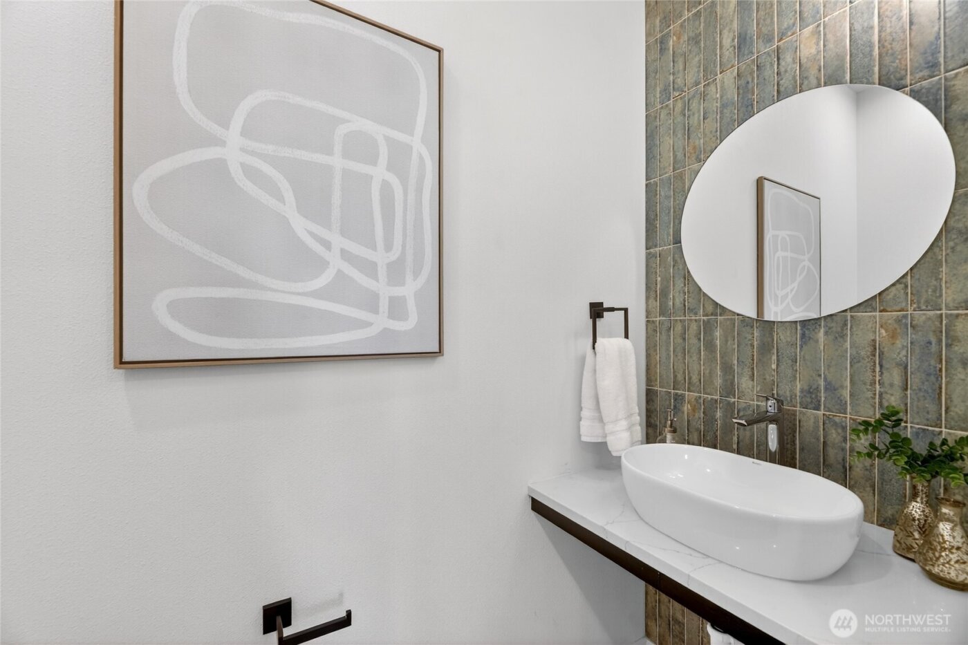 11738 23rd Avenue NE, Seattle, WA 98125