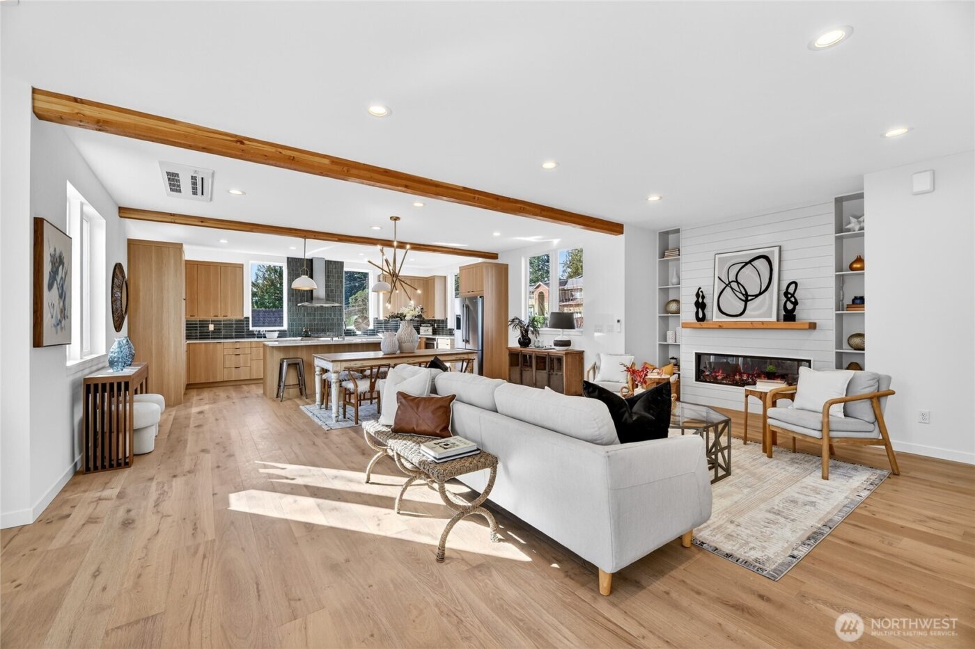 11738 23rd Avenue NE, Seattle, WA 98125