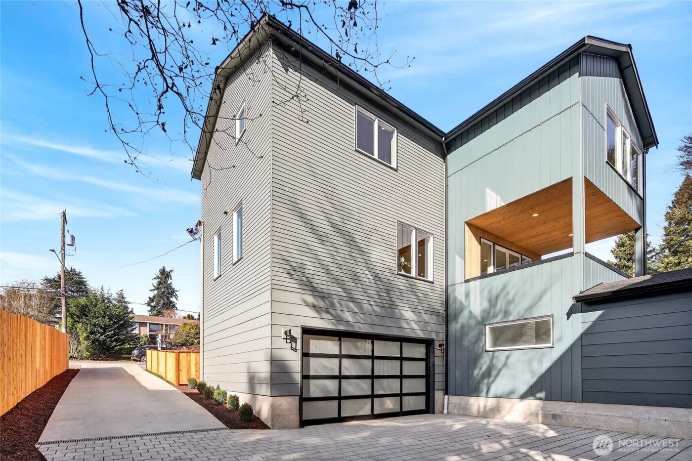 11738 23rd Avenue NE, Seattle, WA 98125