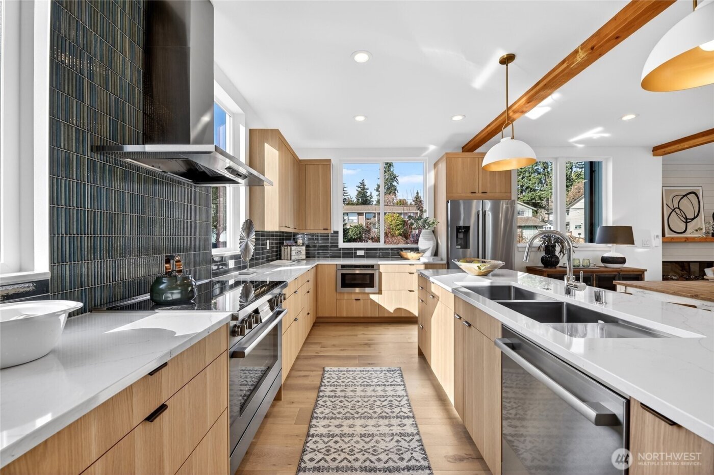 11738 23rd Avenue NE, Seattle, WA 98125