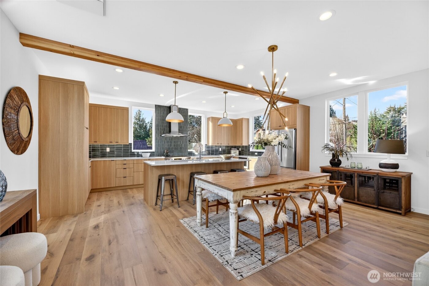 11738 23rd Avenue NE, Seattle, WA 98125