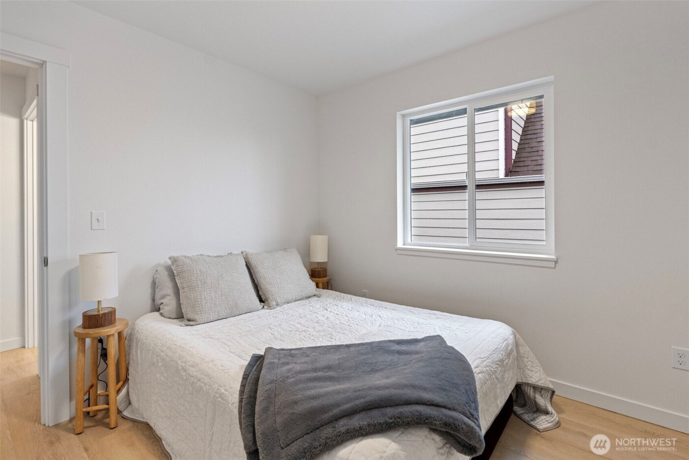 1925 5th Street , Bremerton, WA 98337