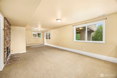 231 105th Avenue SE, Bellevue, WA 98004 - Photo 30