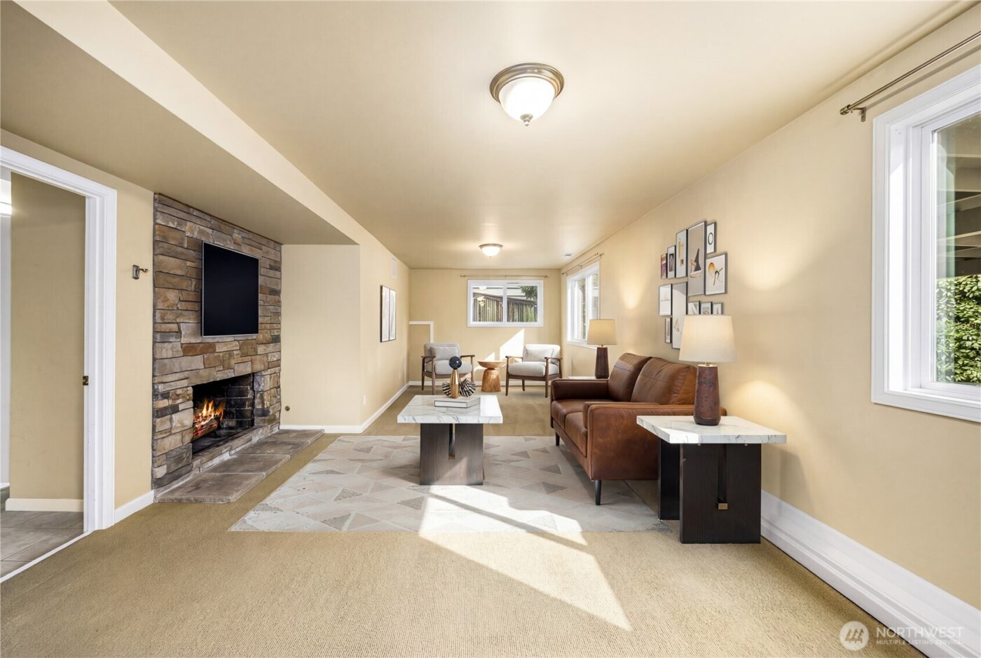 231 105th Avenue SE, Bellevue, WA 98004