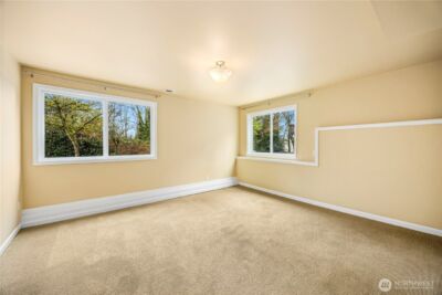 231 105th Avenue SE, Bellevue, WA 98004 - Photo 33