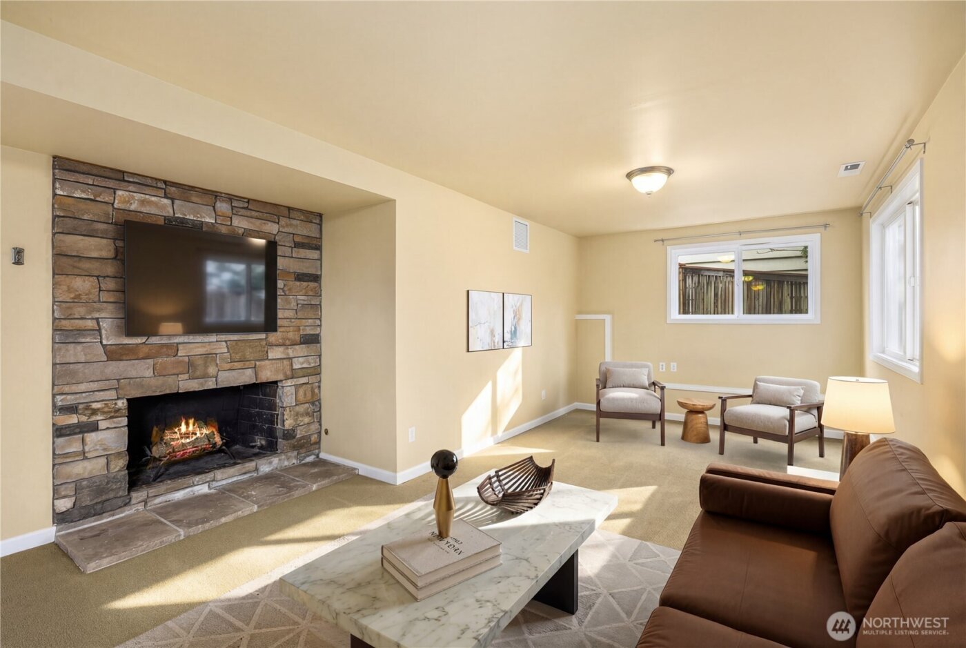 231 105th Avenue SE, Bellevue, WA 98004