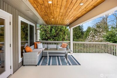 231 105th Avenue SE, Bellevue, WA 98004 - Photo 8