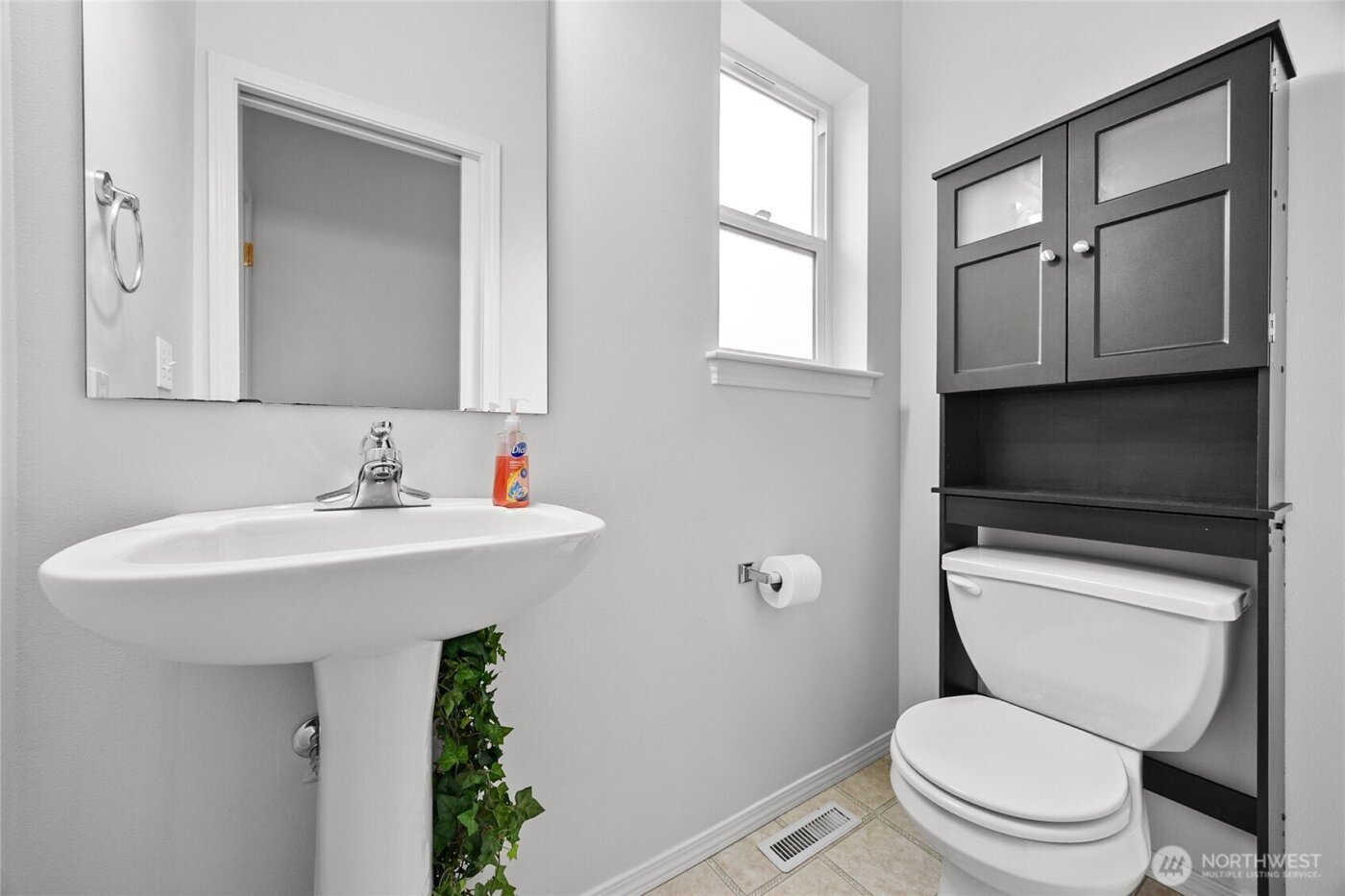 5300 Glenwood Avenue #R1, Everett, WA 98203