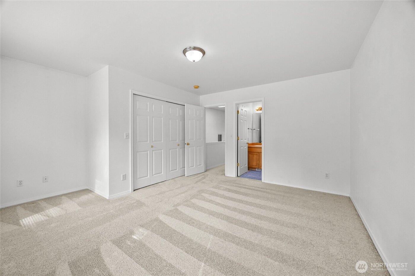 5300 Glenwood Avenue #R1, Everett, WA 98203