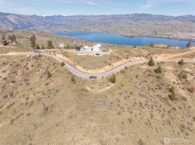 295 Hawks Ridge Road , Chelan, WA 98816