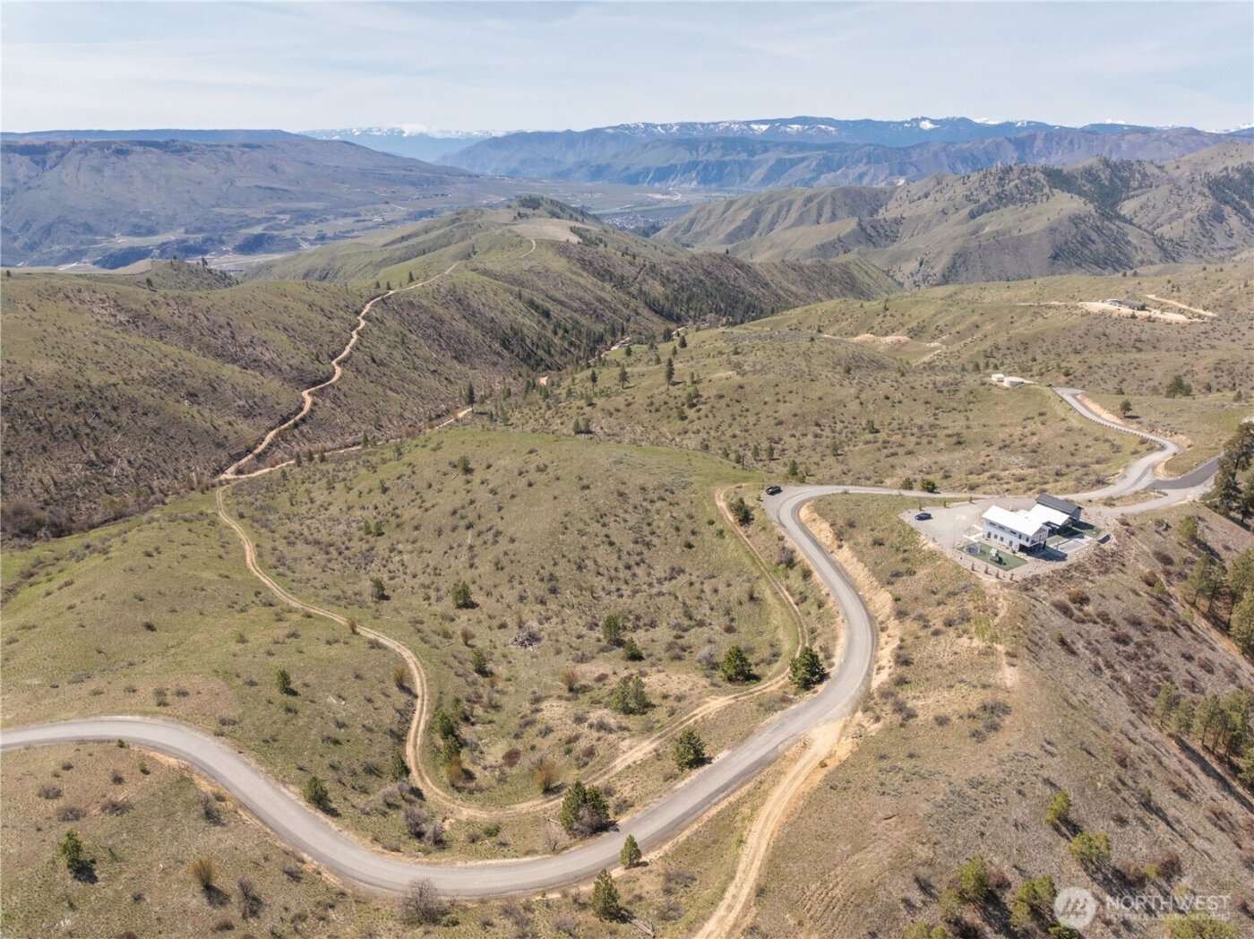 295 Hawks Ridge Road , Chelan, WA 98816