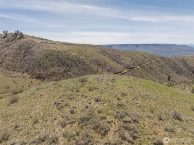 295 Hawks Ridge Road , Chelan, WA 98816 - Photo 15