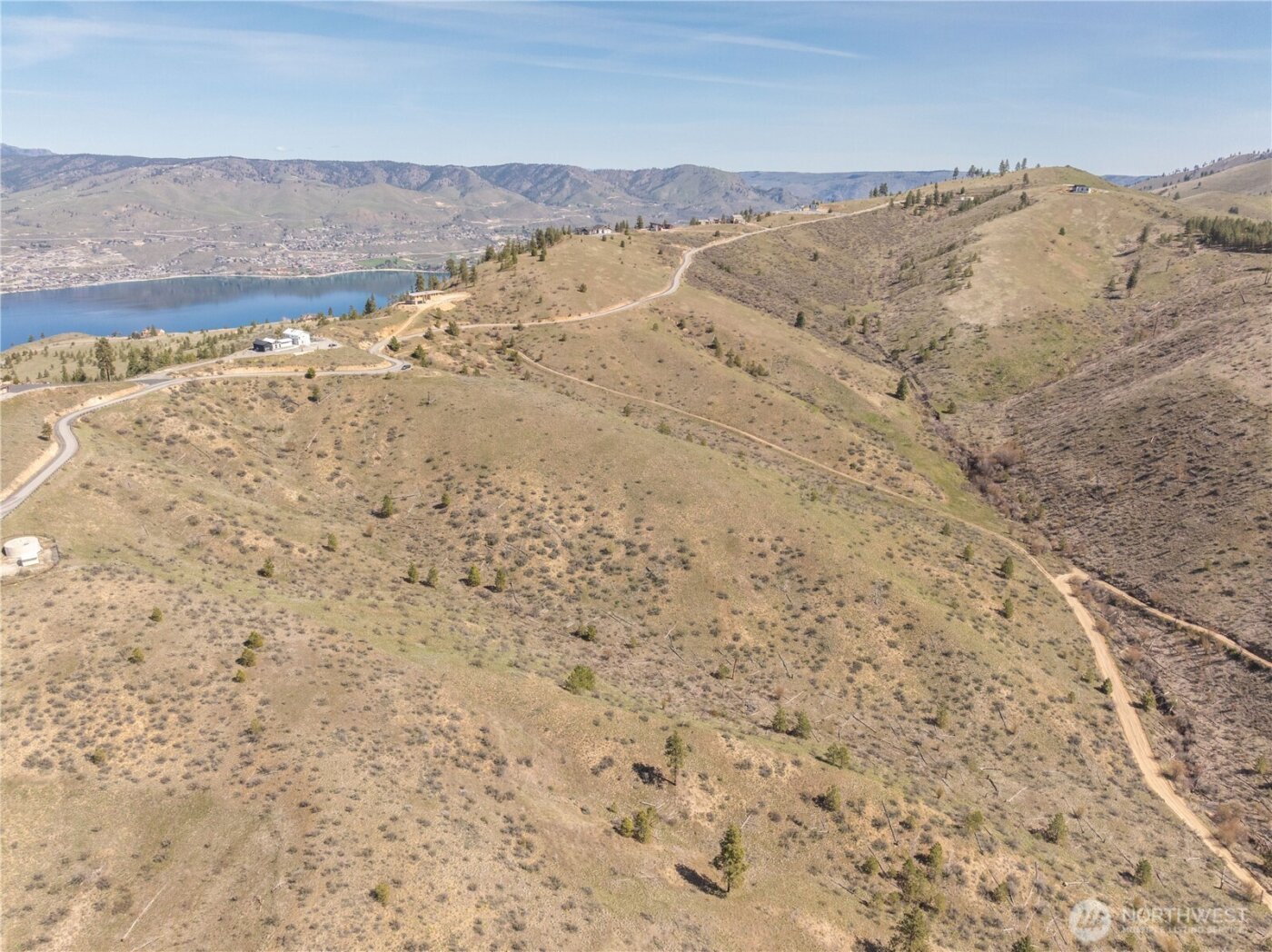 295 Hawks Ridge Road , Chelan, WA 98816