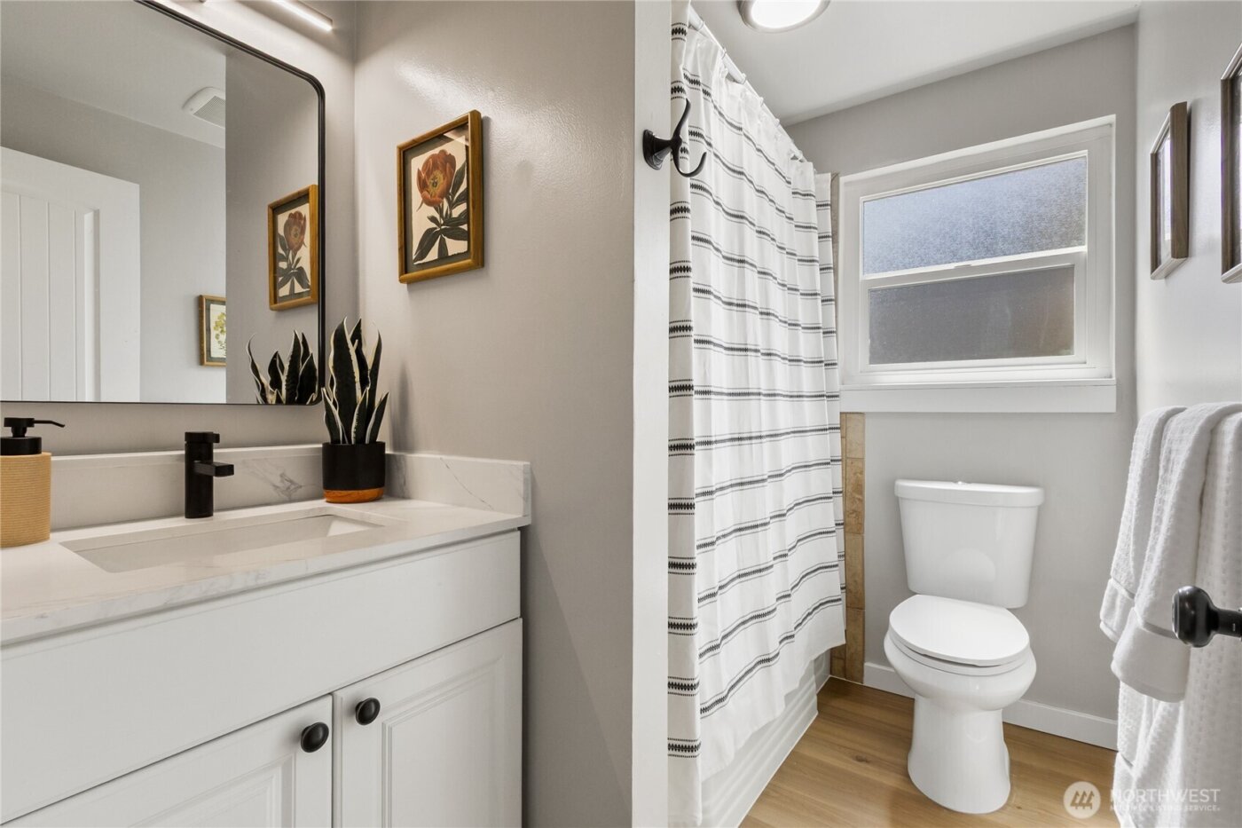 2125 N Highland Street , Tacoma, WA 98406