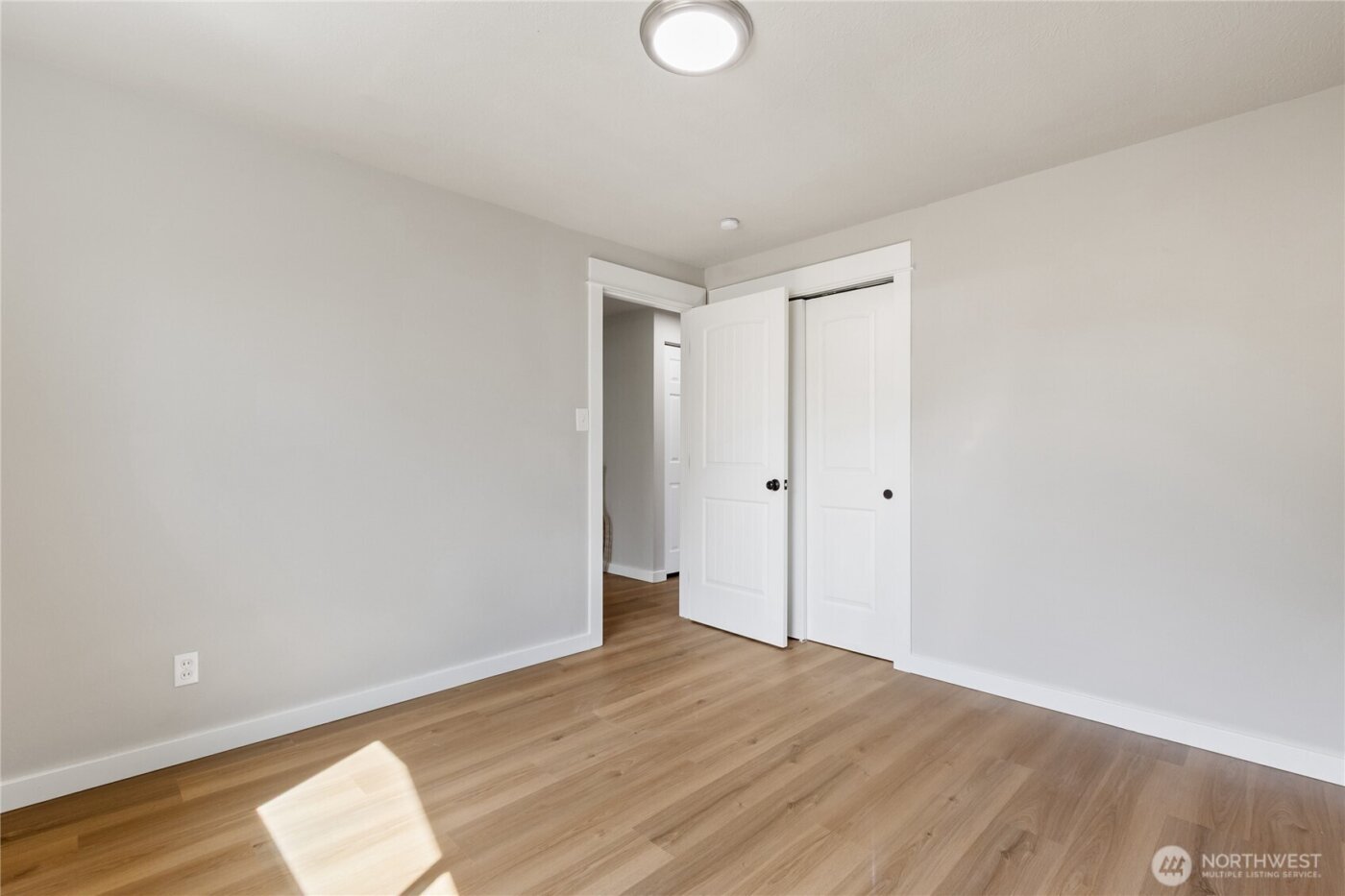 2125 N Highland Street , Tacoma, WA 98406