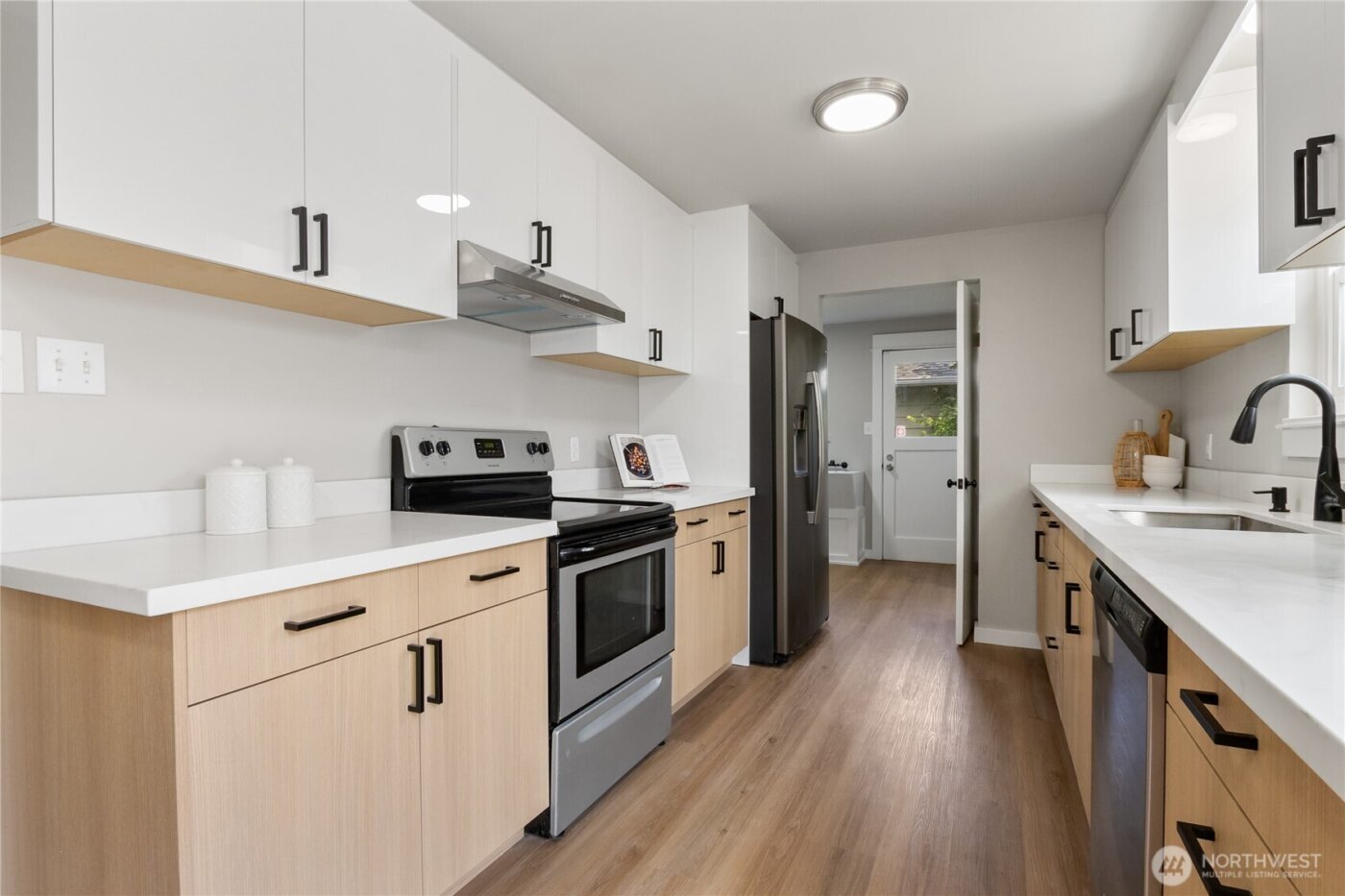 2125 N Highland Street , Tacoma, WA 98406